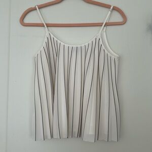 NWOT Banana Republic Black and White Pleated Tank Top